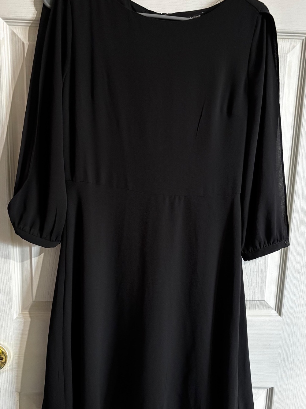 Banana Republic Black Long-Sleeve Midi Dress
